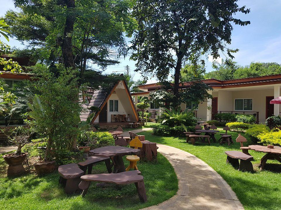 The Park Nangrong Resort Kültér fotó